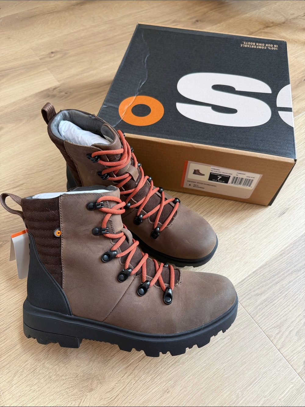 Bogs Women’s Brown Hiking Boots with Orange Laces